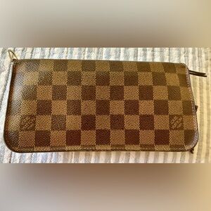 Authentic Louis Vuitton Damier Insolite wallet